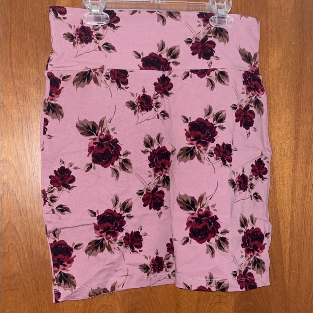 Charlotte Russe bodycon miniskirt. Size Large.